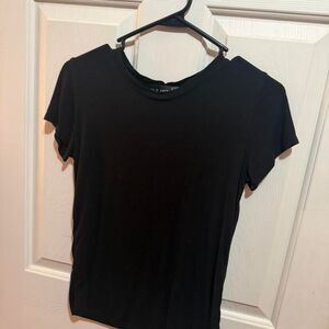 Liz-lisa Women's Black T-shirt